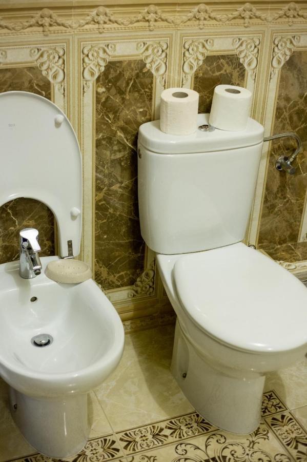 Royal Central Apartament Leilighet Oradea Eksteriør bilde