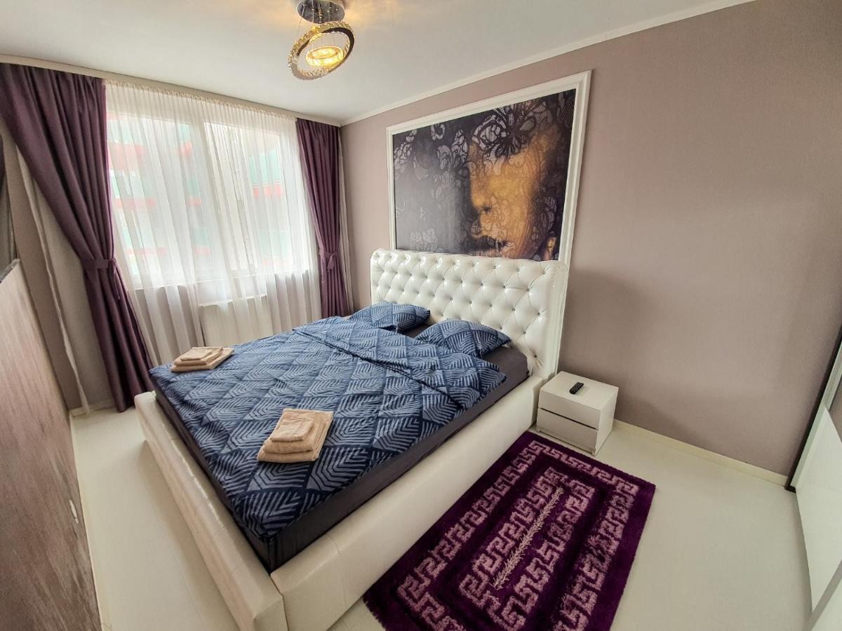 Royal Central Apartament Leilighet Oradea Eksteriør bilde